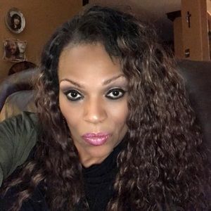 Meet your Posher, Sharamane